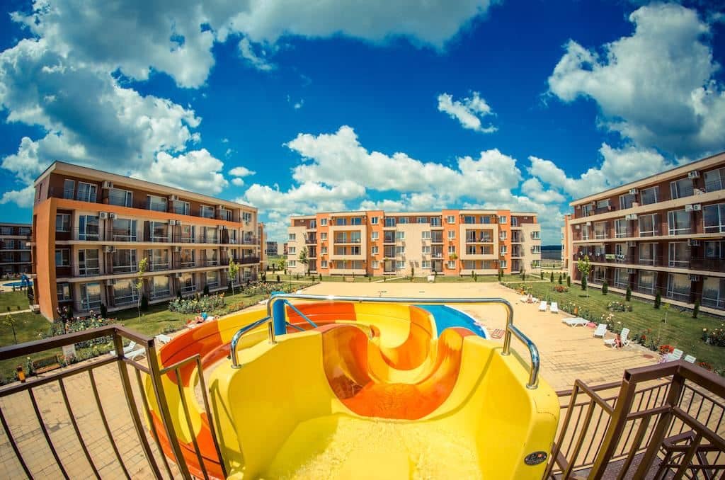 water-park-outdoor-pool