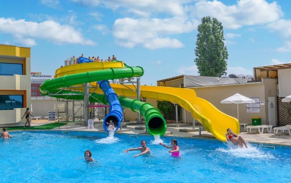 water-park-water-park