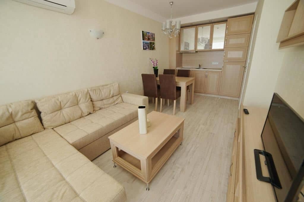 rooms-2-bedroom-standard-apartment-balcony