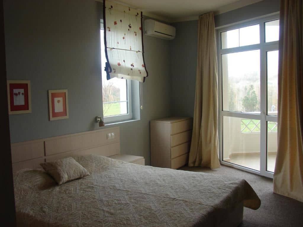 rooms-standard-apartment-balcony-or-terrace