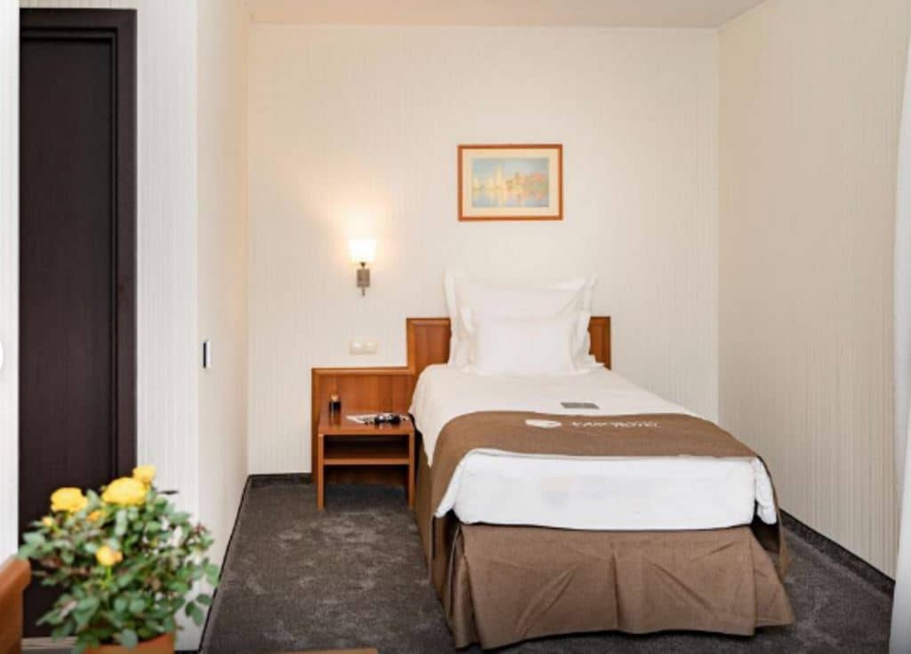 rooms-single-standard-room-economy