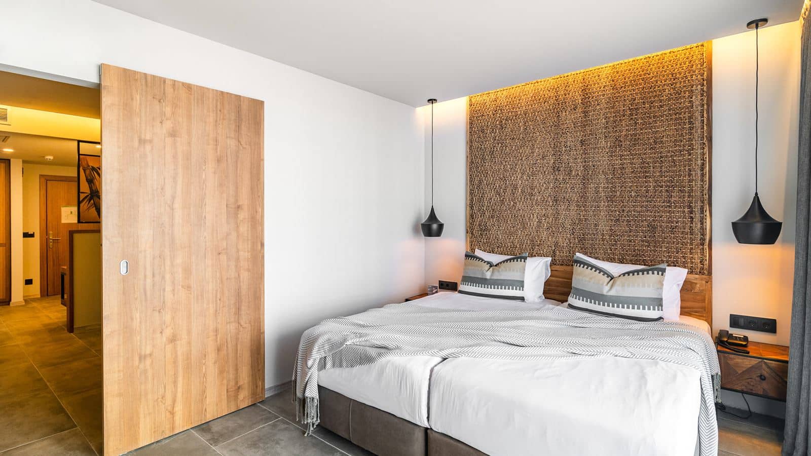 rooms-family-room
