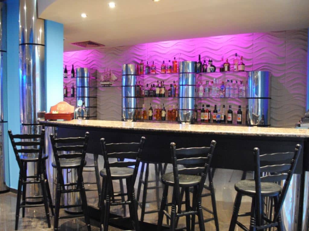 bars-lobby-bar