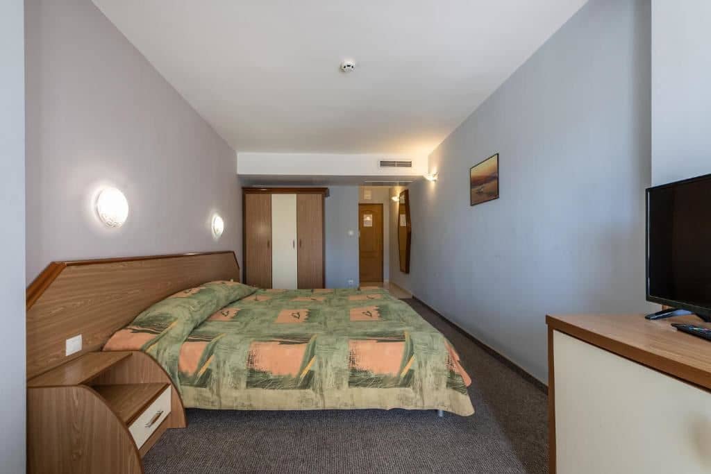 rooms-double-economy-room