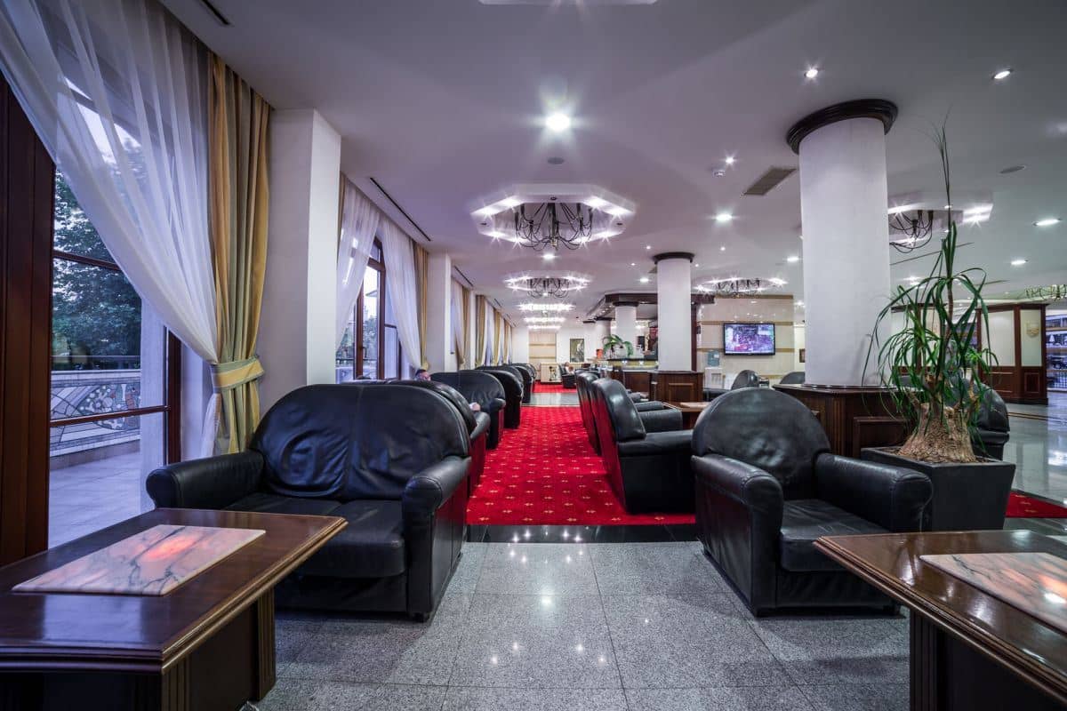 bars-lobby-bar-helena-park