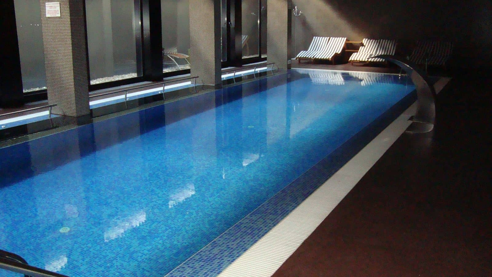 pools-indoor-pool