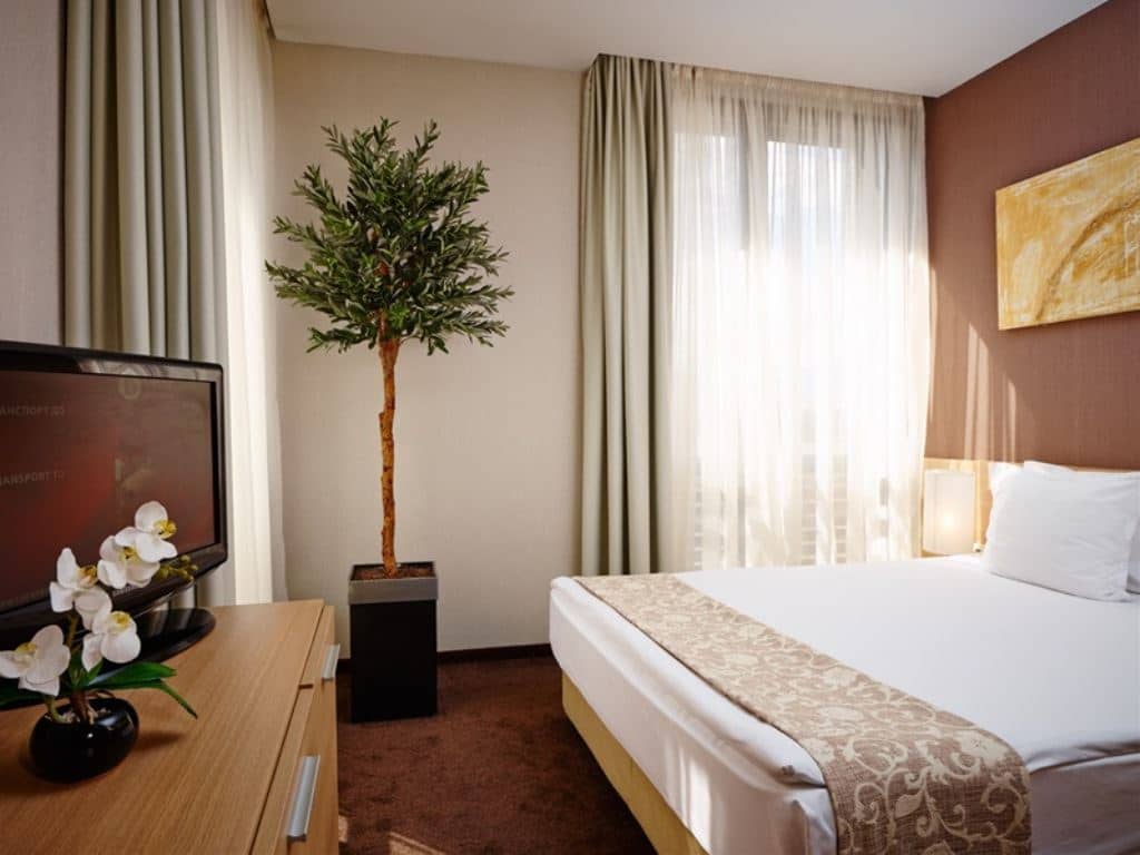 rooms-apartment-deluxe