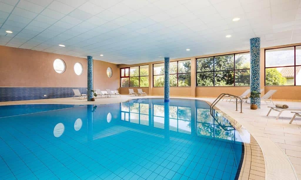pools-indoor-pool