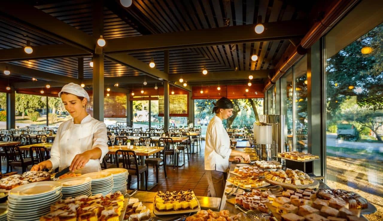 restaurants-restaurants