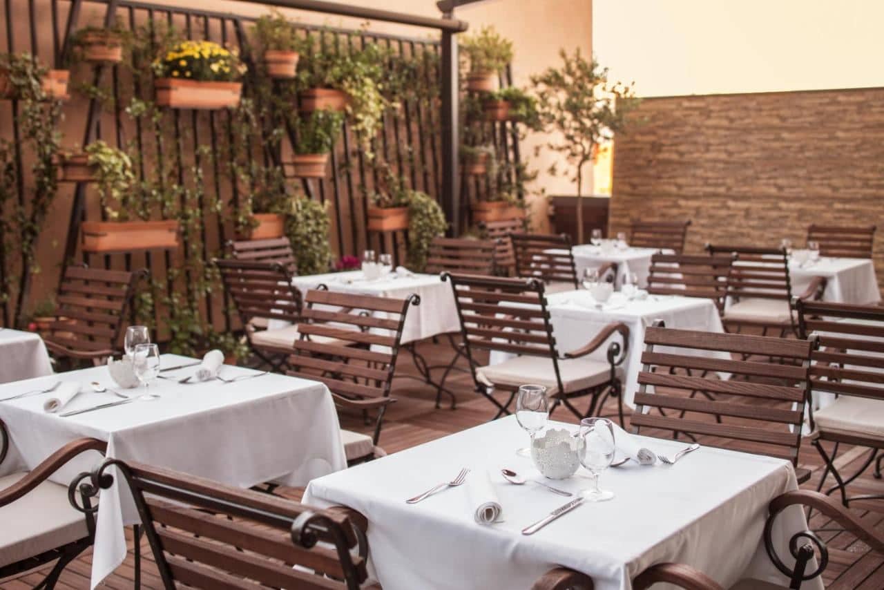 restaurants-restaurants