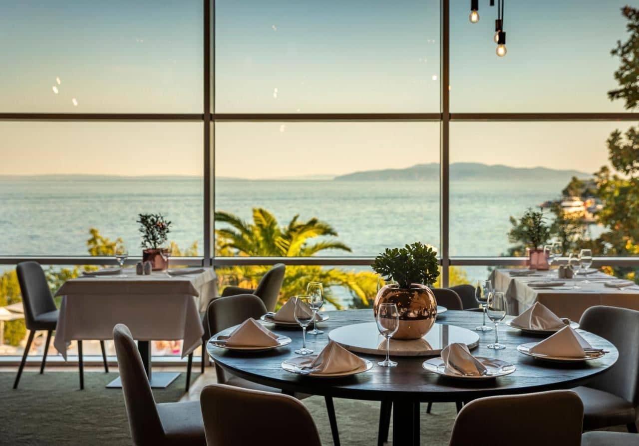 restaurants-restaurants