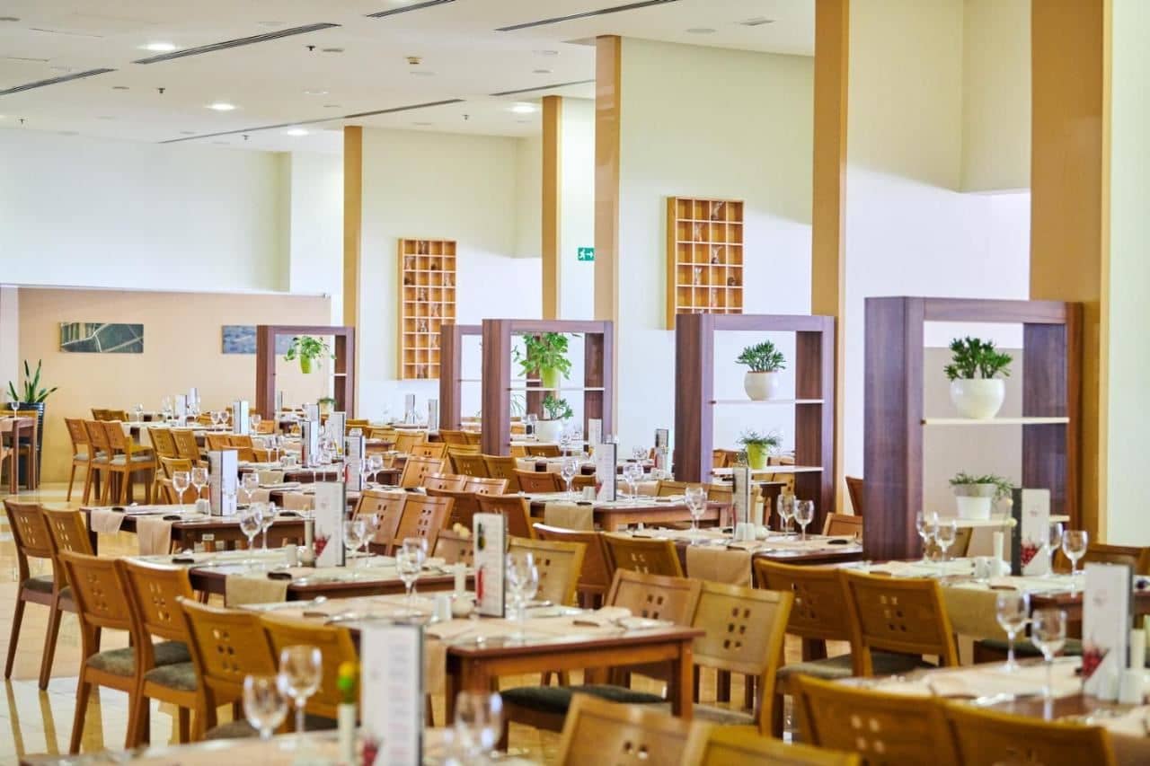 restaurants-restaurants