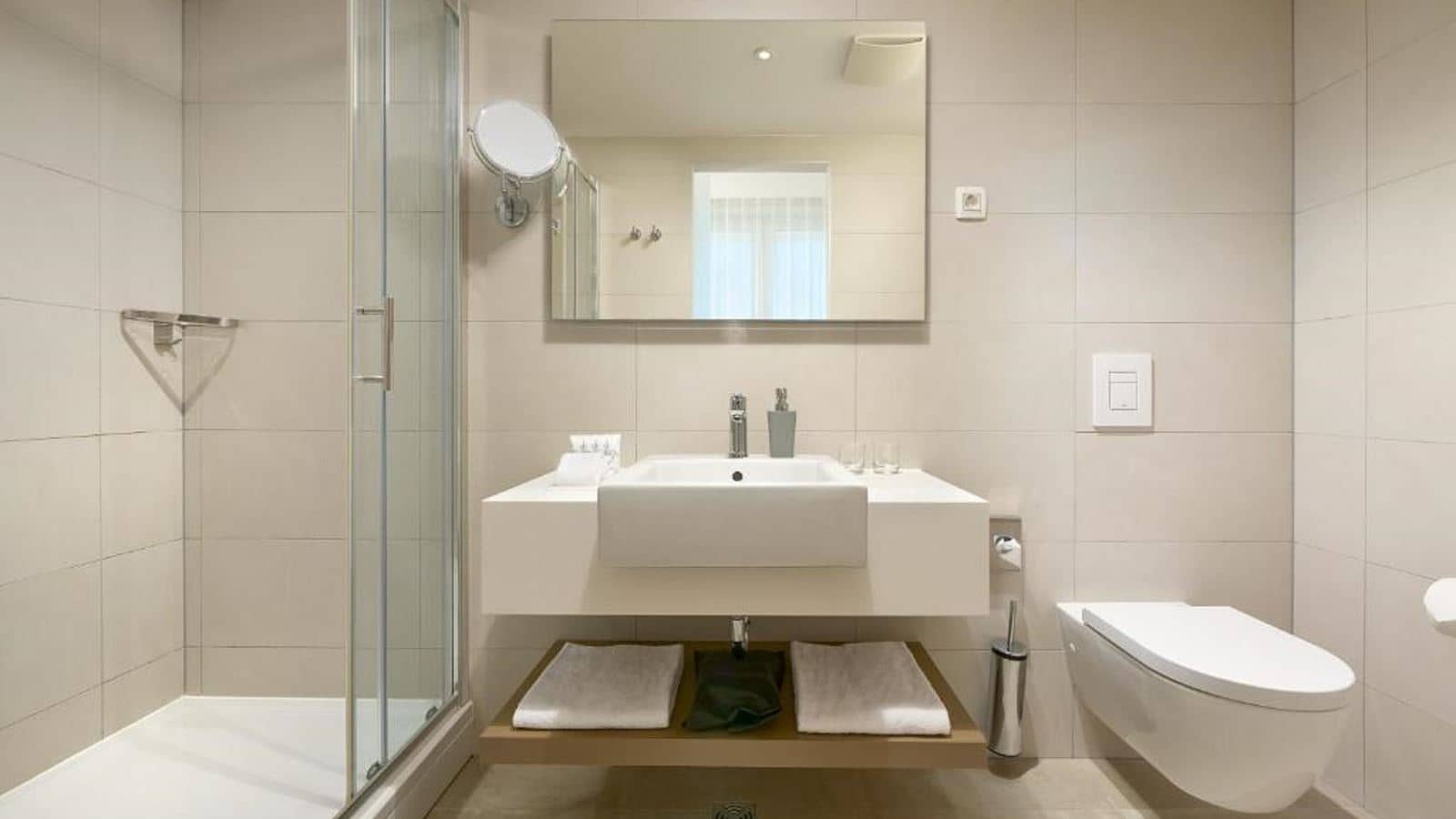 rooms-standard-room-seaview-balcony-or-terrace