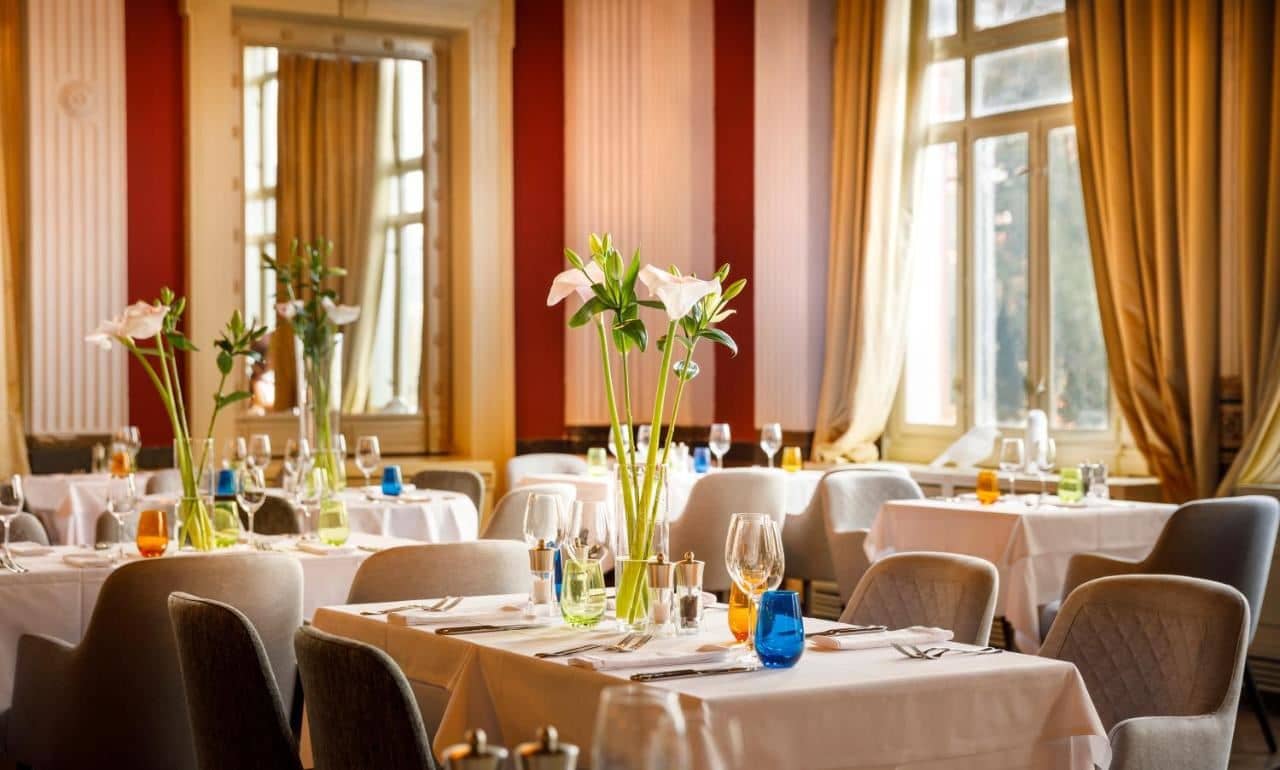restaurants-restaurants