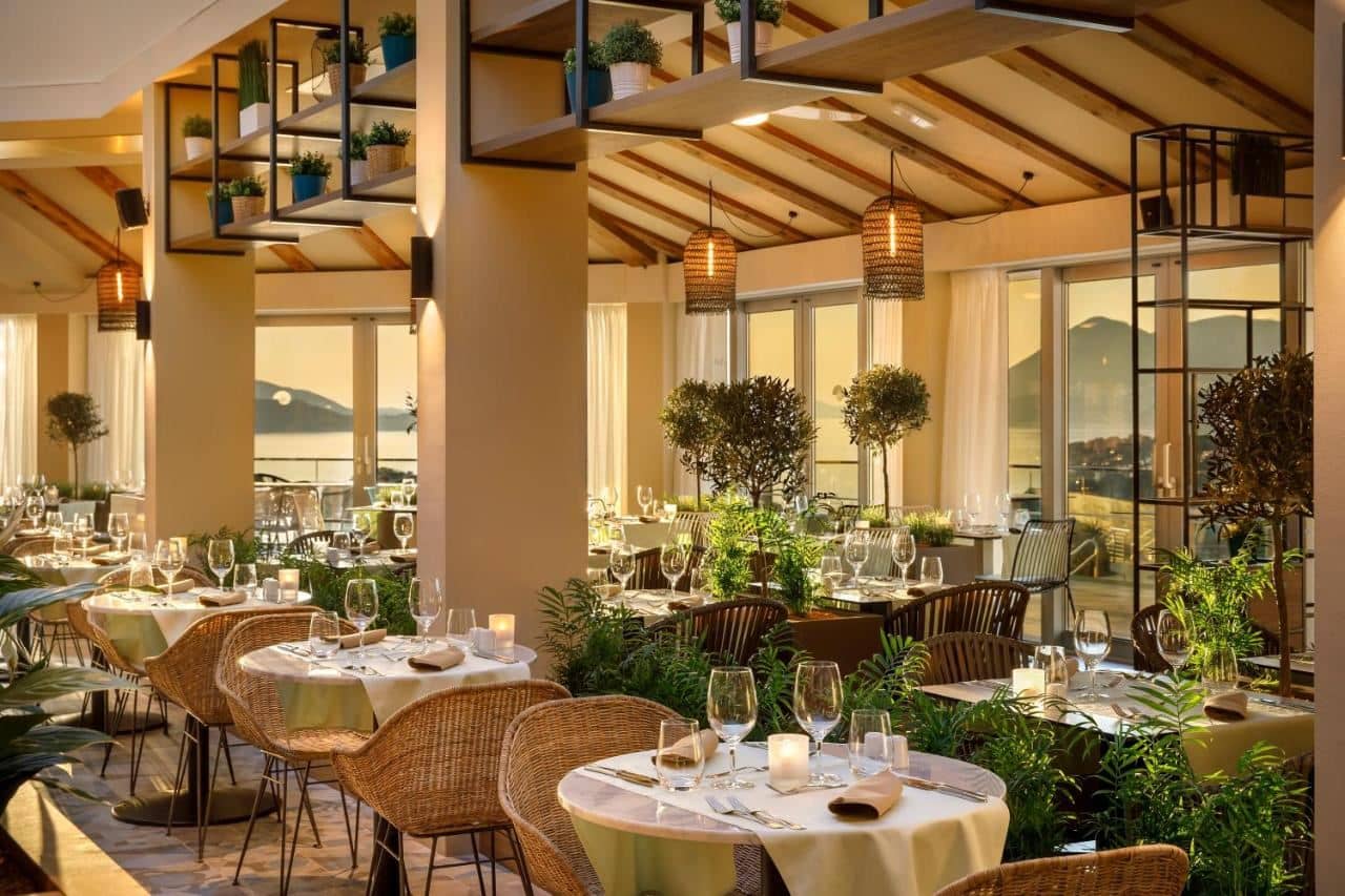 restaurants-restaurants