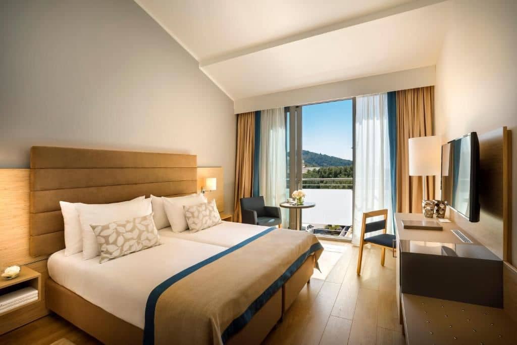 rooms-double-classic-room-park-view