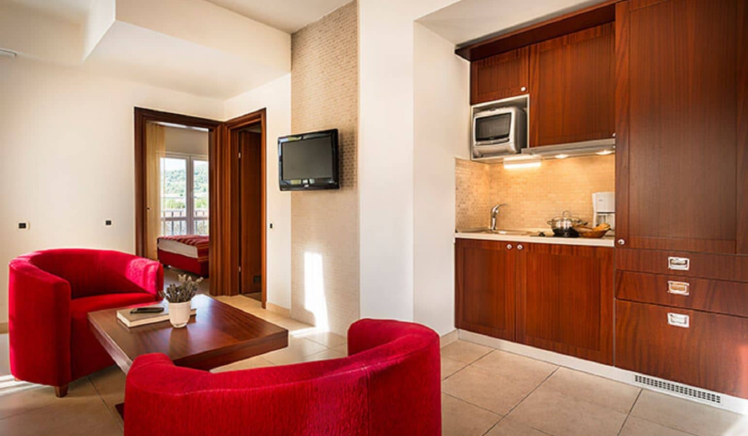 rooms-superior-apartment-balcony