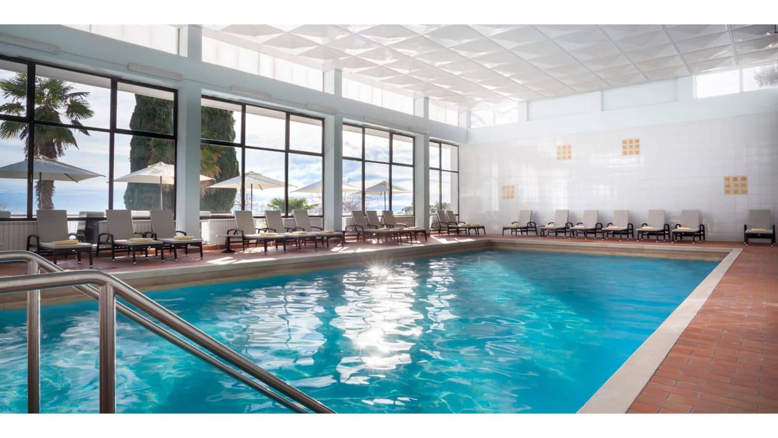 pools-indoor-pool