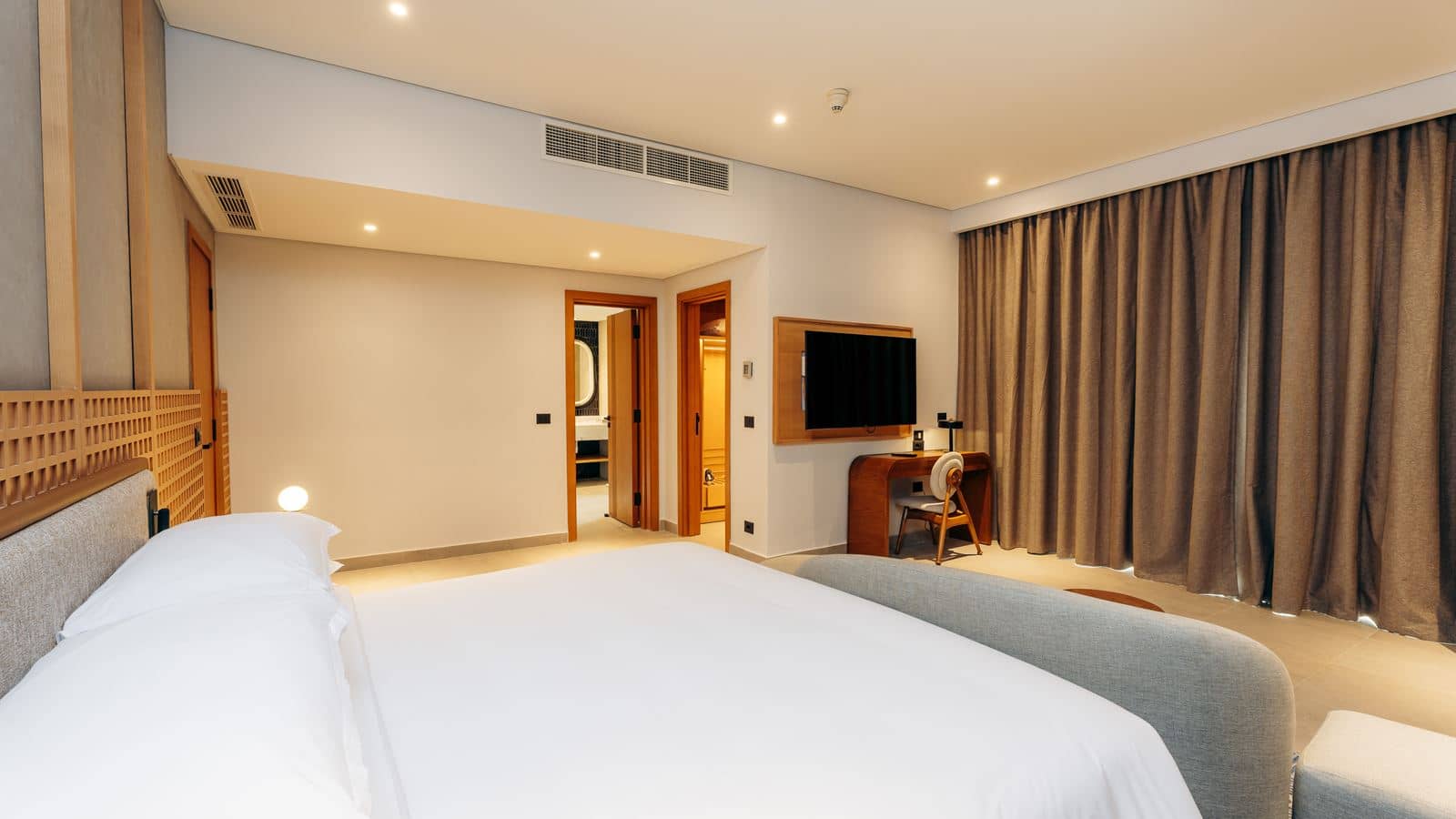 rooms-royal-villa