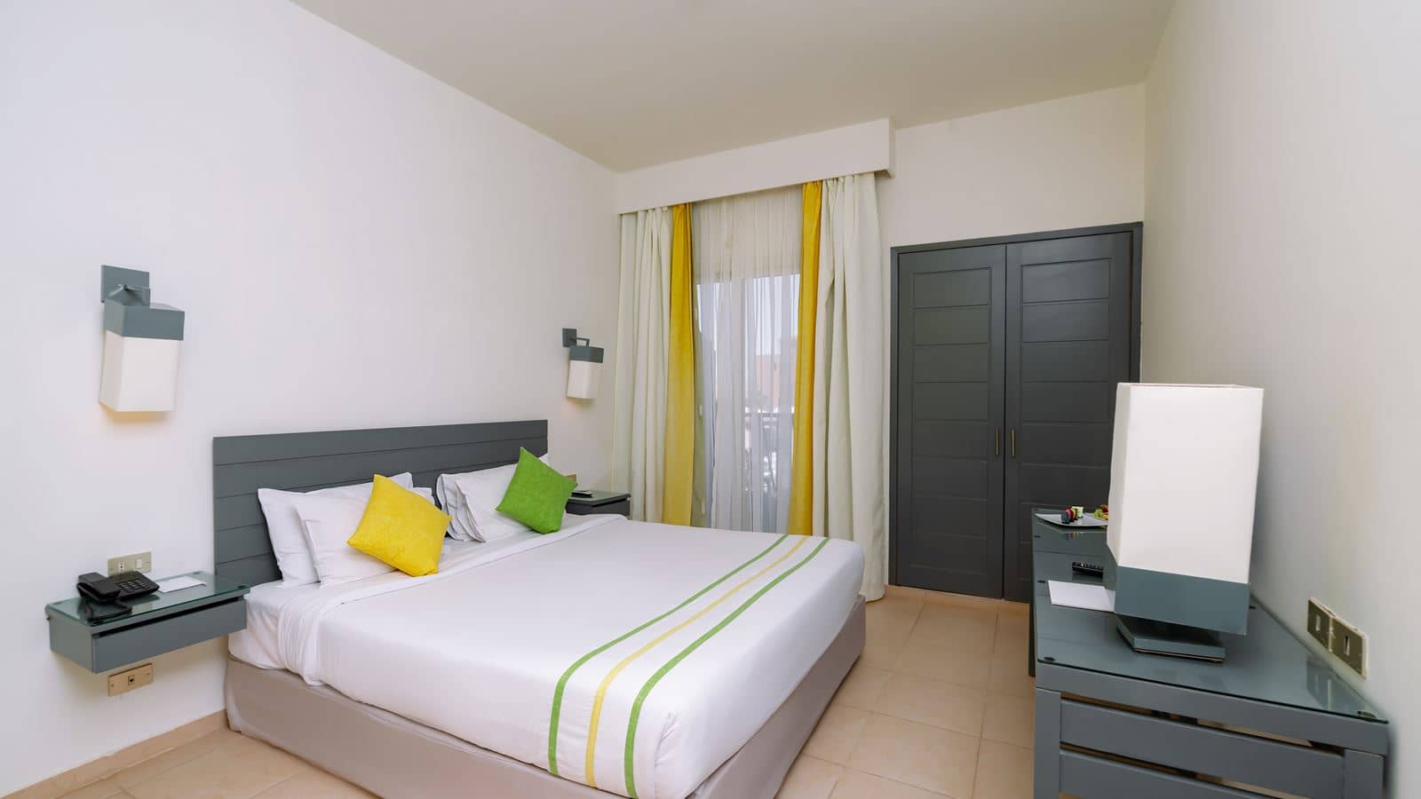 rooms-standard-room-garden-view