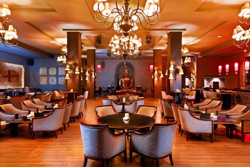 bars-golden-buddha
