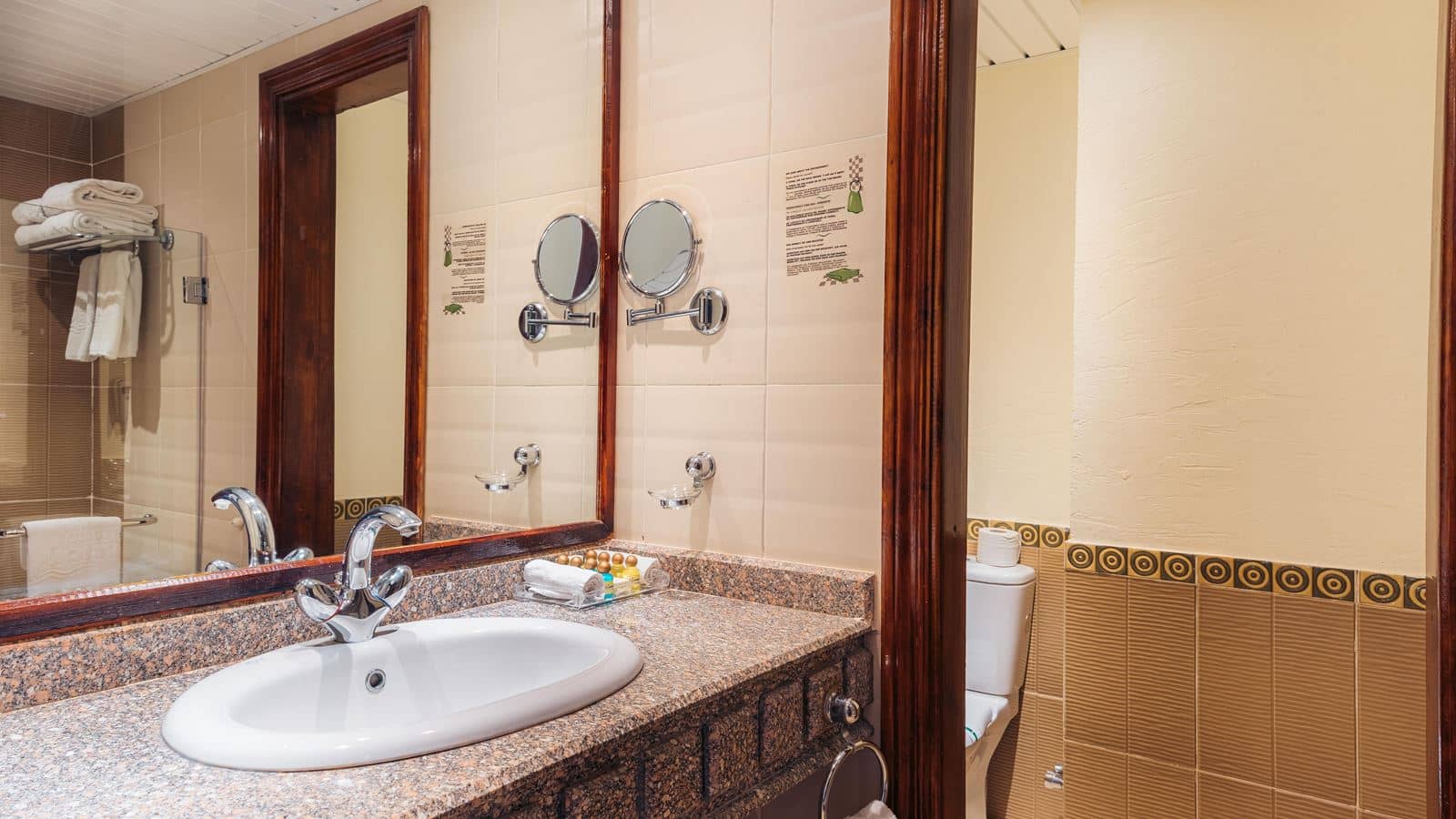 rooms-bungalow-room