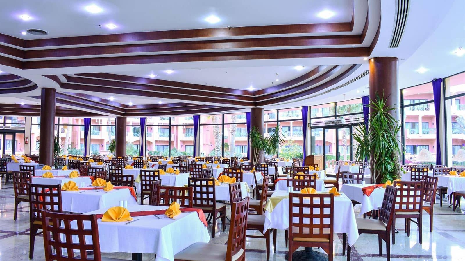 restaurants-restaurants