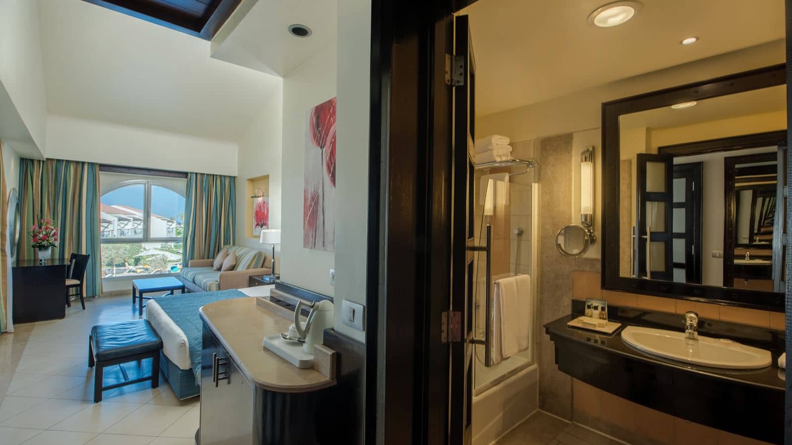 rooms-executive-room