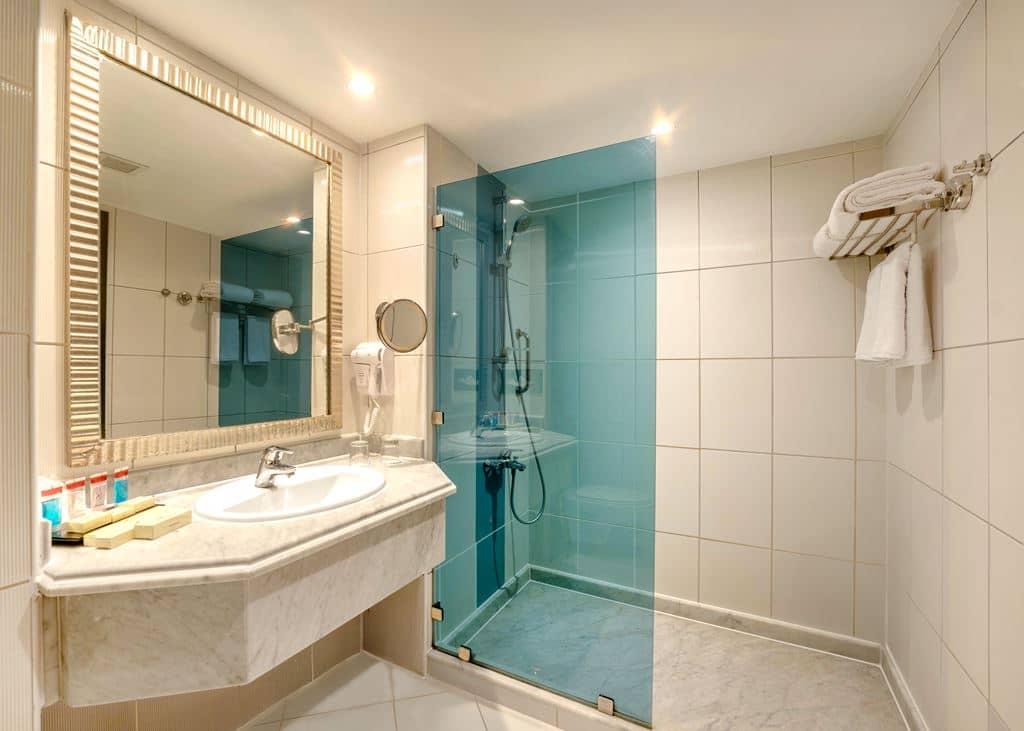 rooms-standard-room