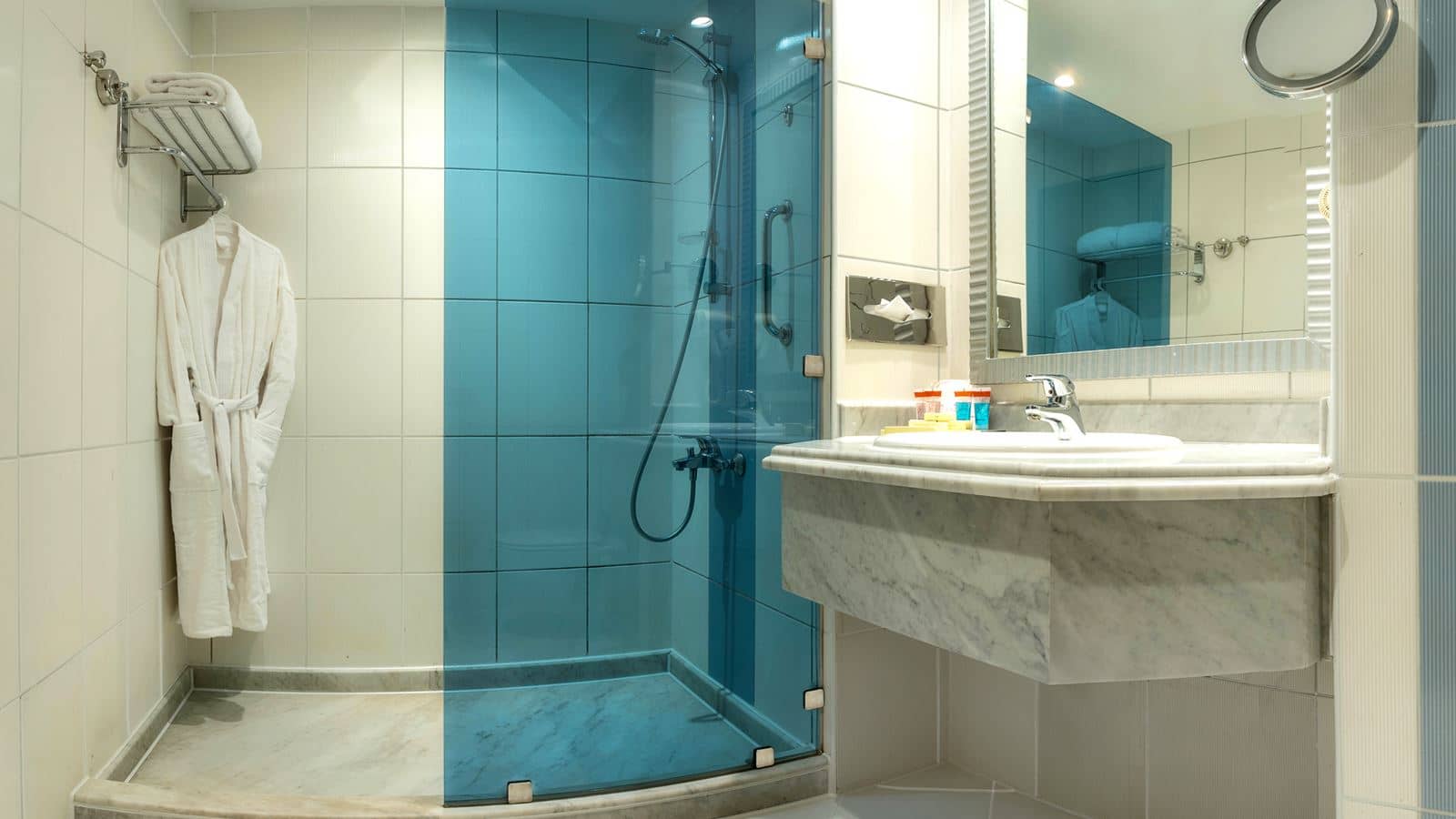 rooms-superior-room