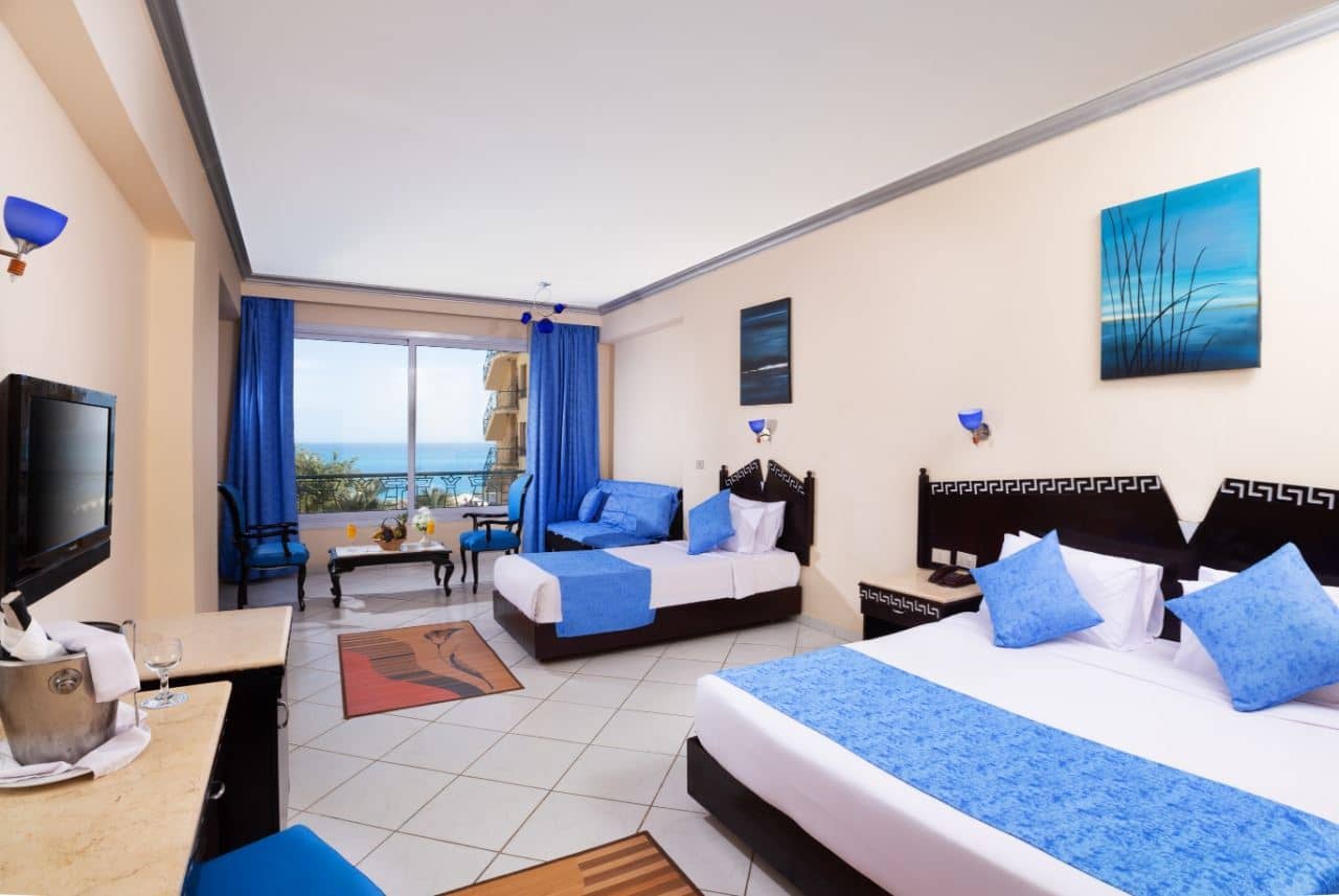 rooms-family-room