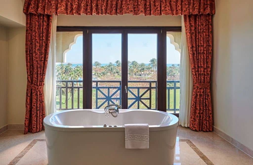 rooms-spa-suite