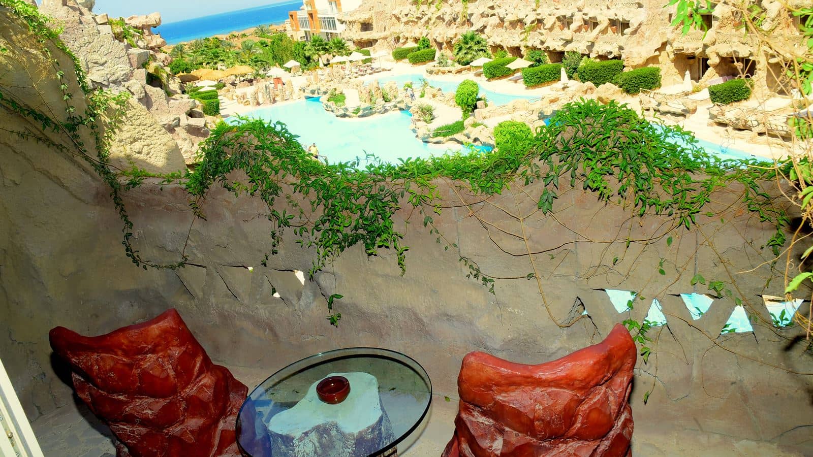 rooms-deluxe-sea-view-cave