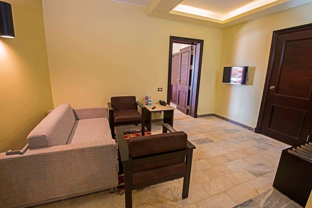 rooms-suites
