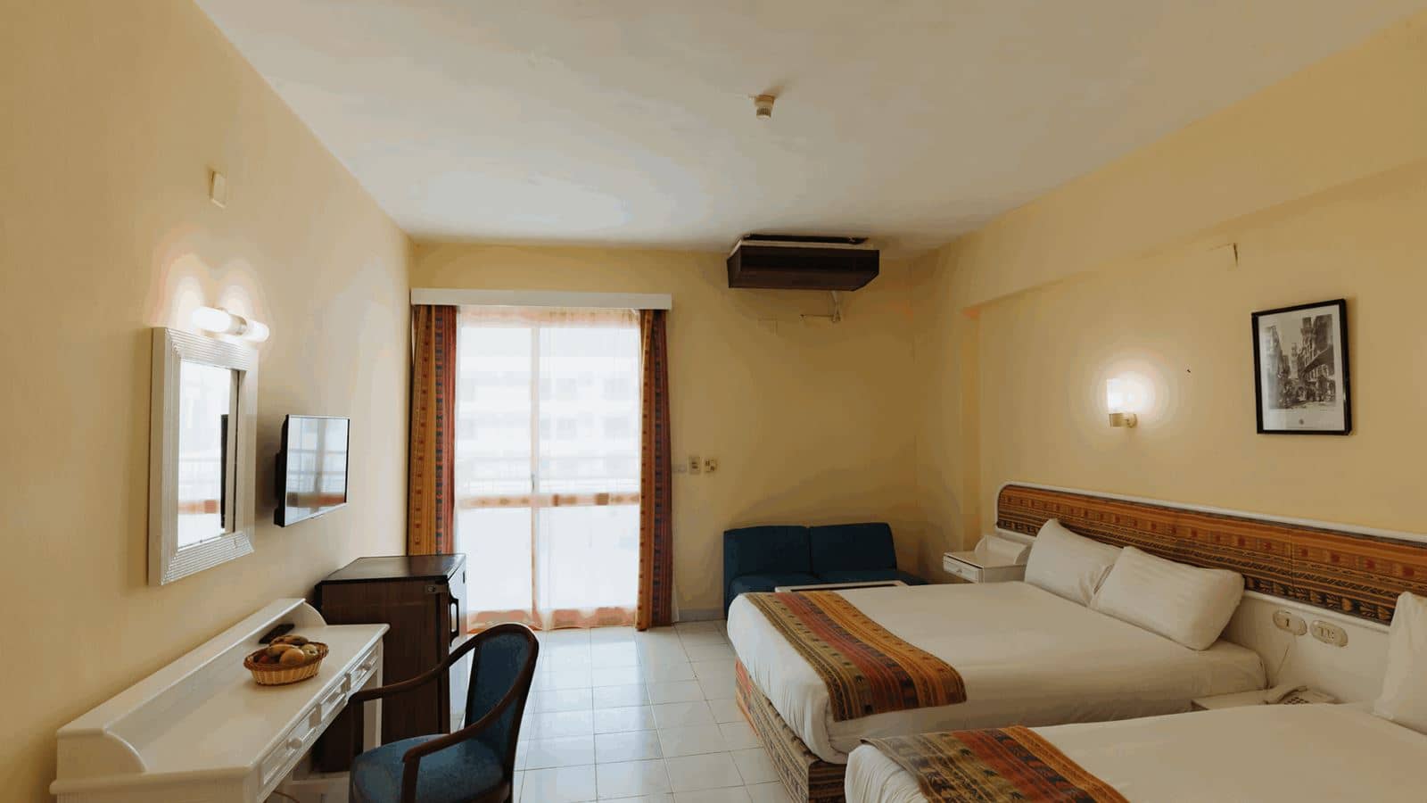 rooms-room-standard-seaview
