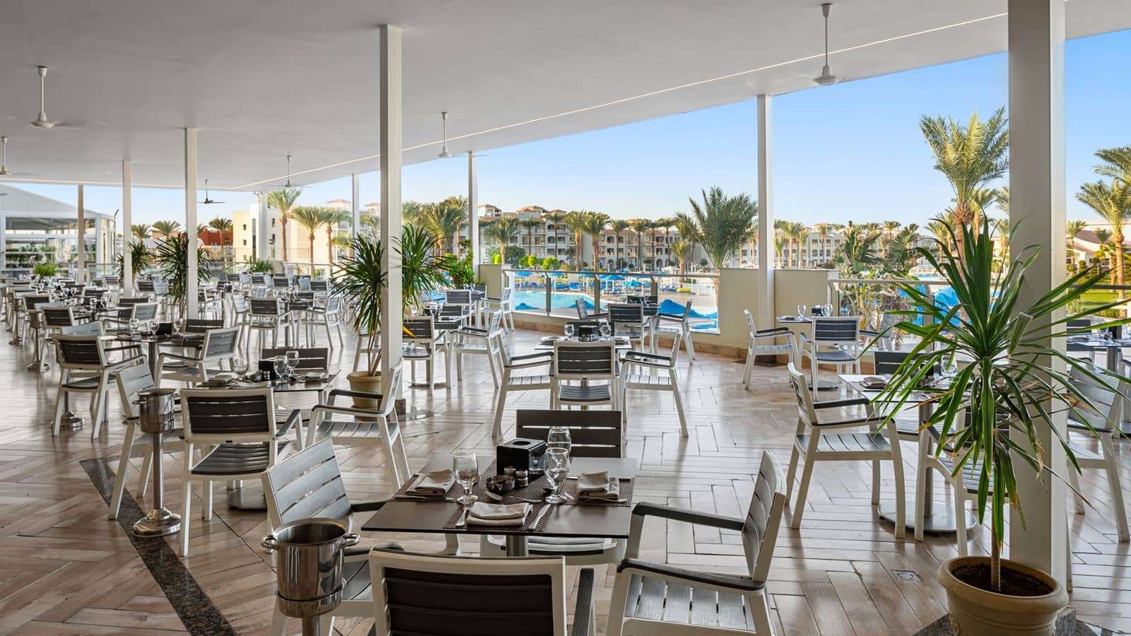 restaurants-