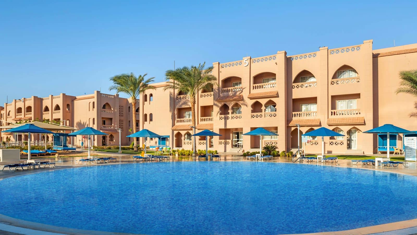 pools-outdoor-childrens-pool