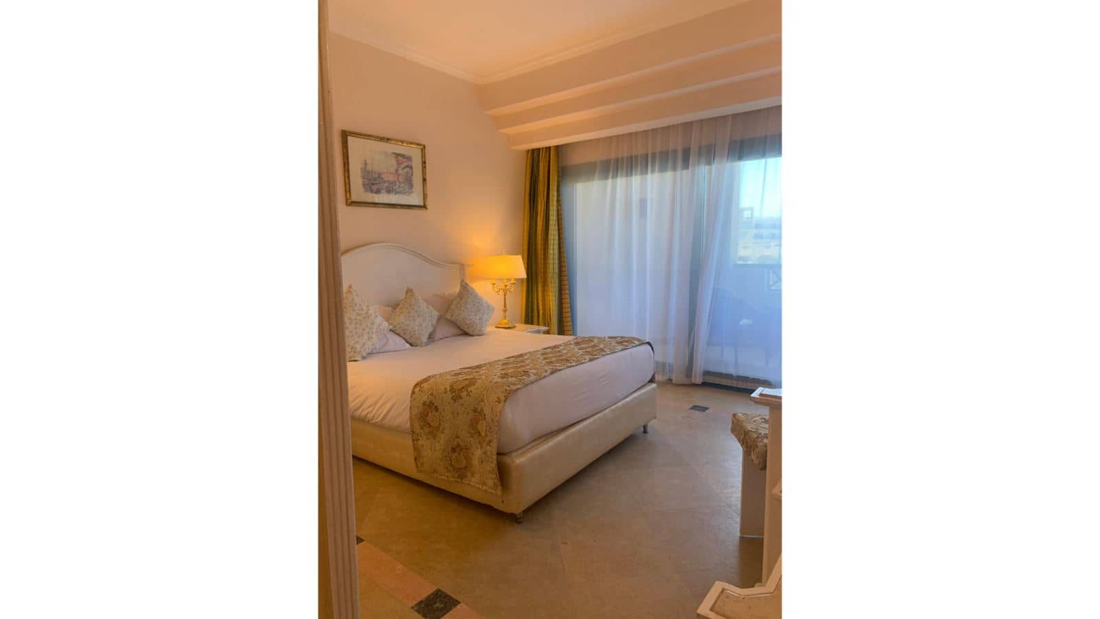 rooms-family-room