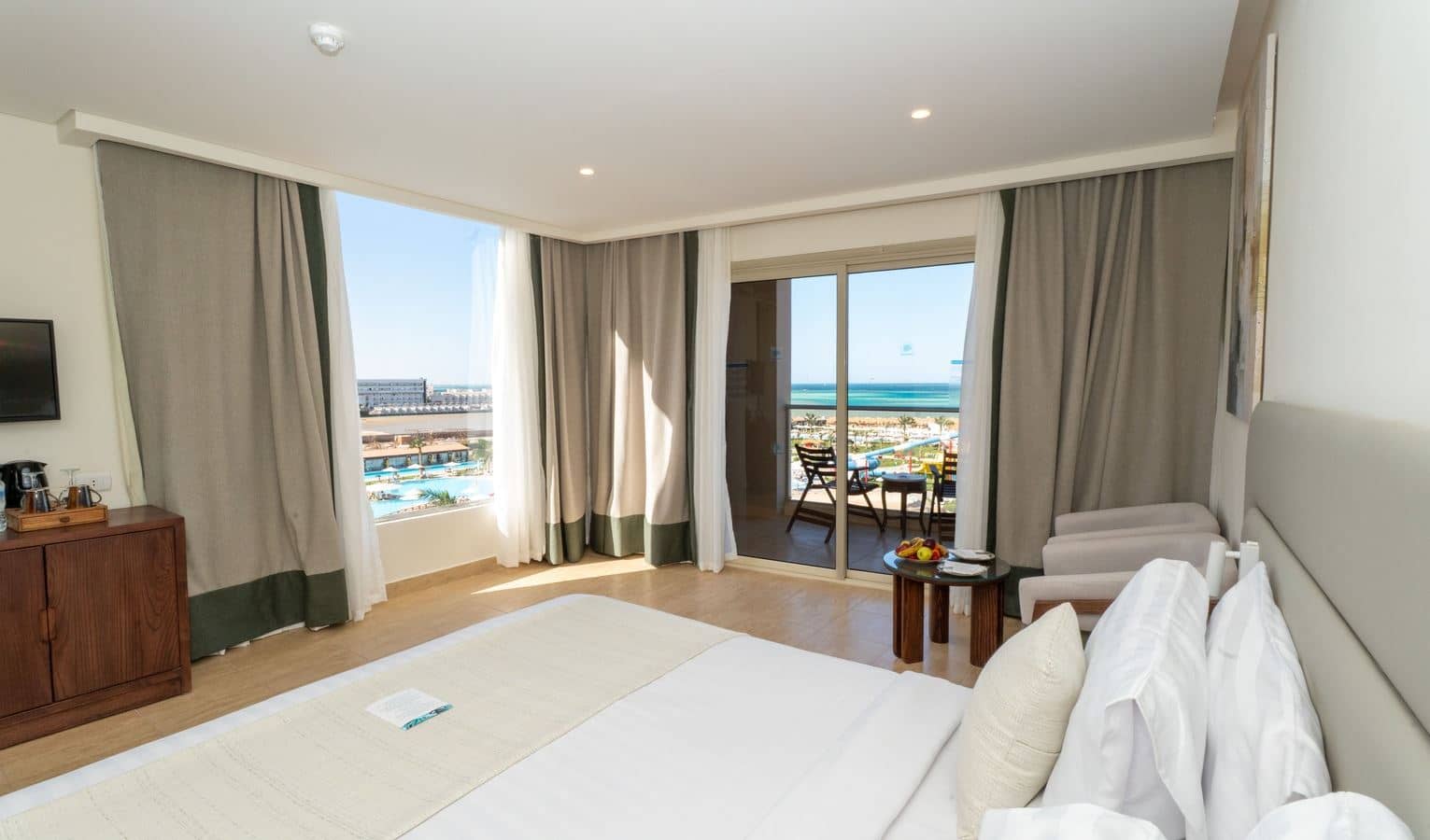 rooms-superior-room-sea-view