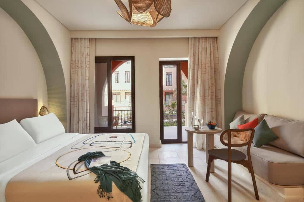 rooms-room-superior-garden-view-king-beds
