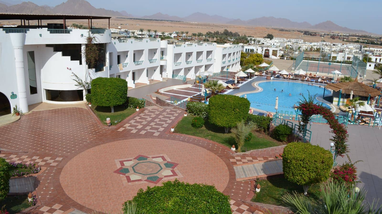 pools-outdoor-pool