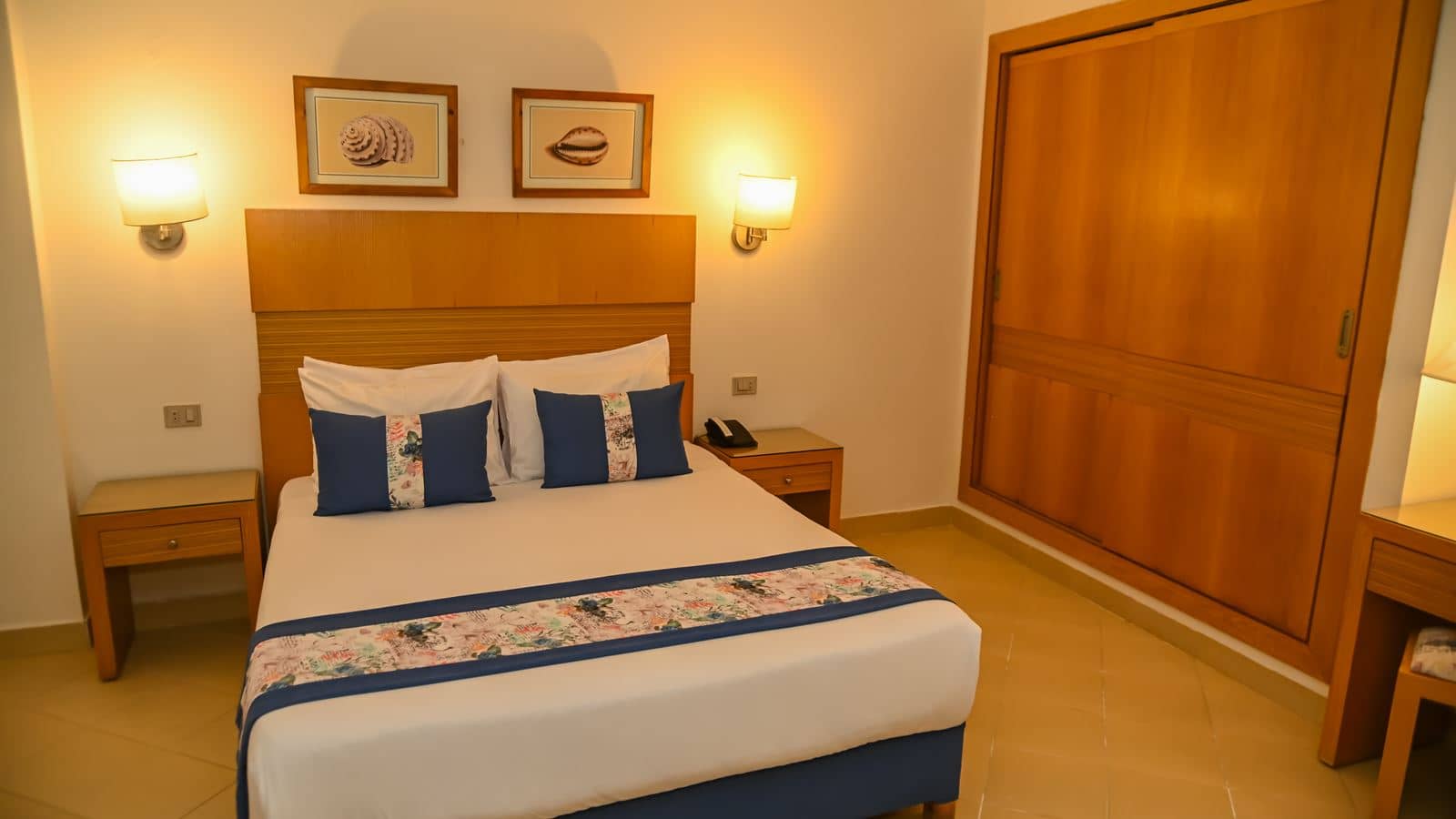 rooms-room-standard