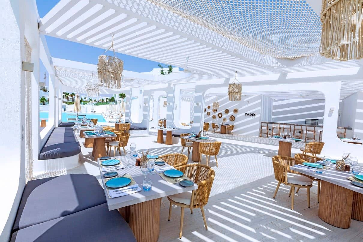 restaurants-yades-restaurant-greek-cuisine
