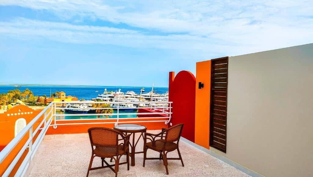 rooms-deluxe-sea-view