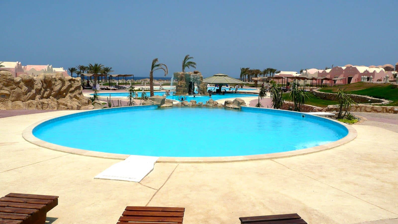 pools-outdoor-pool