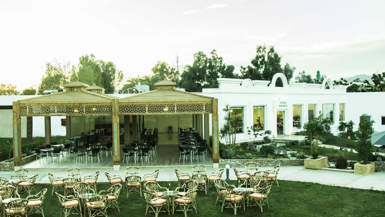 restaurants-restaurants