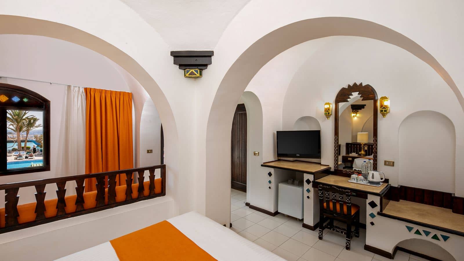 rooms-room-standard-pool-view-or-garden-view