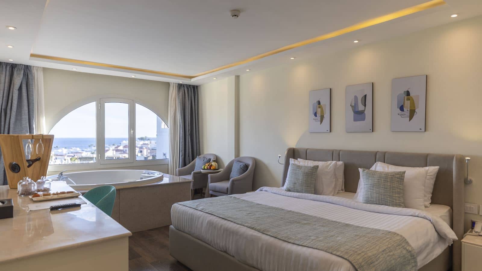 rooms-jacuzzi-family-suite
