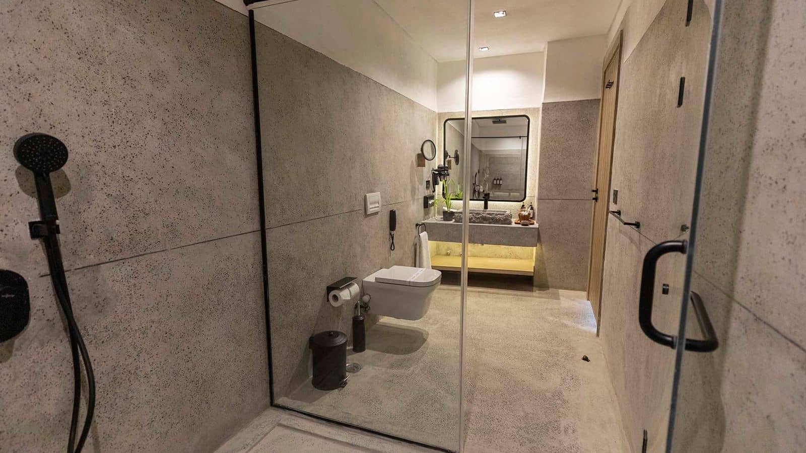 rooms-royal-villa