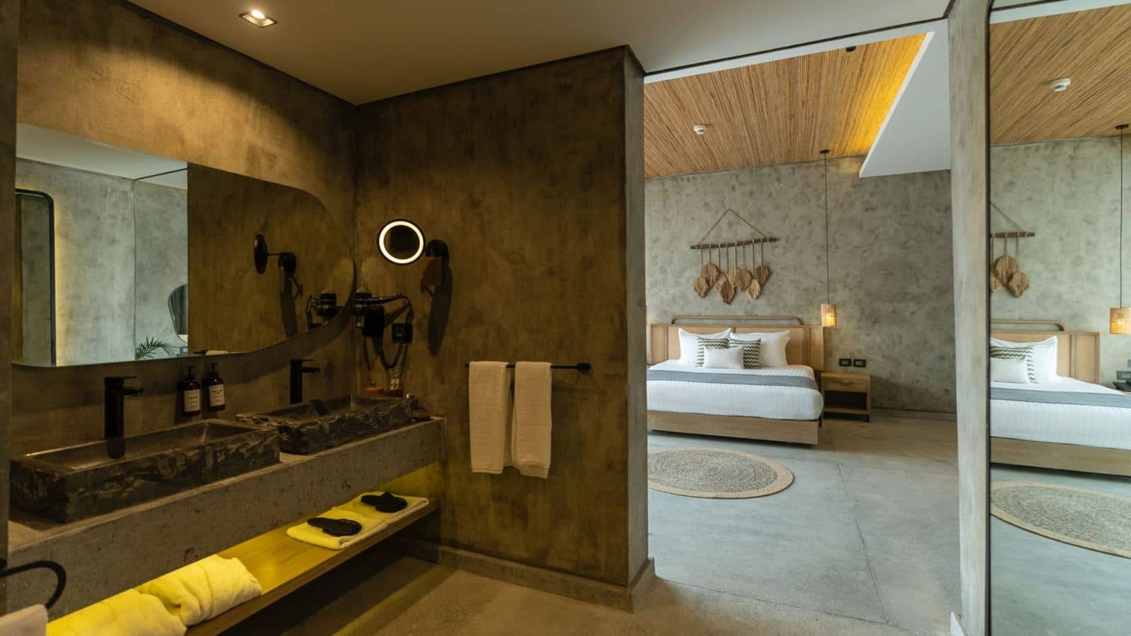 rooms-executive-pool-suite-sv